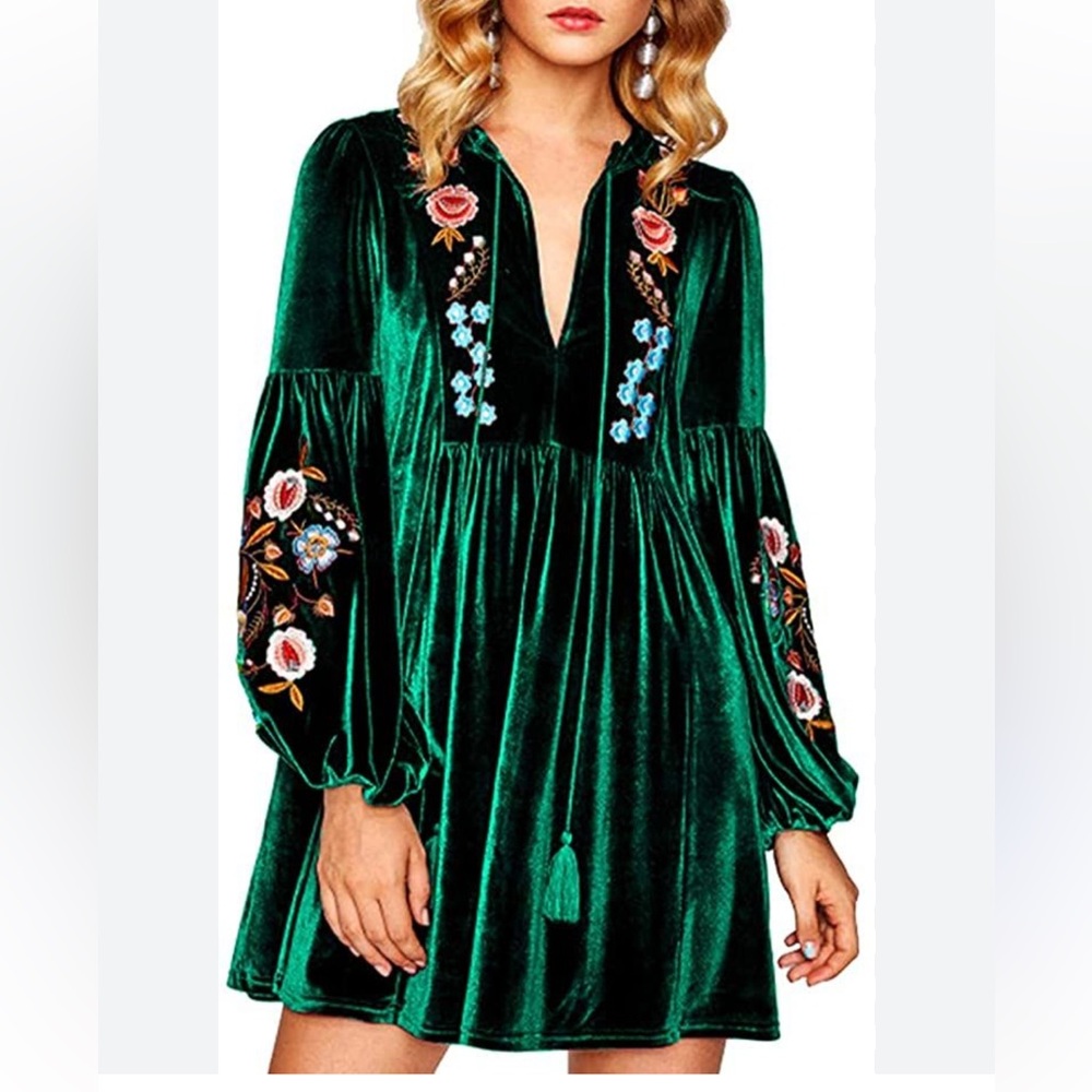 Asa Bohemian Vintage Embroidered Velvet Mini Dress • Emerald Green • S